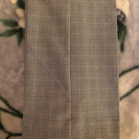 Ladies Barely Boot Mid Rise Columnist - Picture 2 of 8